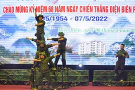 Một tiết mục văn nghệ tại chương trình. (Ảnh: Xuân Tư/TTXVN)