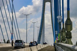 Cầu Vàm Cống có tổng mức đầu tư hơn 5.460 tỷ đồng bằng nguồn vốn ODA của Hàn Quốc và vốn đối ứng của chính phủ Việt Nam. (Ảnh: Thanh Liêm/TTXVN)