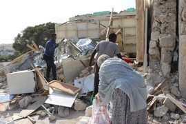 Hiện trường một vụ nổ tại Mogadishu, Somalia. (Nguồn: AFP/TTXVN)