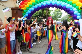 Lễ hội chào đón mọi người không phân biệt độ tuổi, giới tính, vùng miền, ngôn ngữ. (Ảnh: Thành Đạt/TTXVN)