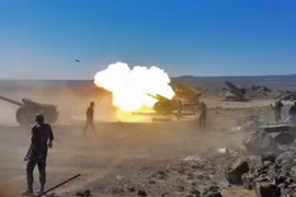 Binh sỹ Syria trong chiến dịch chống IS tại tỉnh Sweida ngày 5/9/2018. (Ảnh: AFP/ TTXVN)