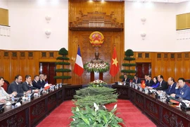 Thủ tướng Nguyễn Xuân Phúc hội đàm với Thủ tướng Pháp Édouard Philippe tại Trụ sở Chính phủ. (Ảnh: Thống Nhất/TTXVN)
