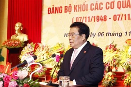 Đồng chí Sơn Minh Thắng, Ủy viên Trung ương Đảng, Bí thư Đảng ủy Khối các cơ quan Trung ương đọc diễn văn khai mạc. (Ảnh: Văn Điệp/TTXVN)