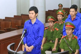 Bị cáo Phạm Hải Bằng trước vành móng ngựa. (Ảnh: Doãn Tấn/TTXVN)