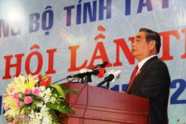 Ông Lê Hồng Anh phát biểu chỉ đạo Đại hội sáng 14/10. (Ảnh: Lê Đức Hoảnh/TTXVN)