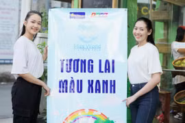 Á hậu Phương Nga và các người đẹp của Miss World Việt Nam kêu gọi cộng đồng 'sống xanh.' (Ảnh: BTC)