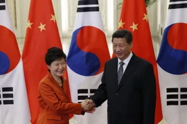 Hàn Quốc đề xuất gặp thượng đỉnh ba bên với Trung Quốc, Nhật Bản