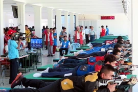 Lịch thi đấu ngày 12/12: Việt Nam sắp mất vị trí thứ 2