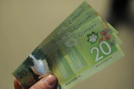 Gây sốc vì từ thiện toàn bộ tiền trúng độc đắc 40 triệu USD