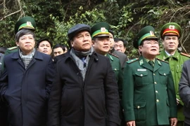 Phó Thủ tướng kiểm tra phòng chống buôn lậu ở Lạng Sơn