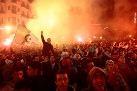 Hơn 250 người thương vong trong lễ ăn mừng của tuyển Algeria