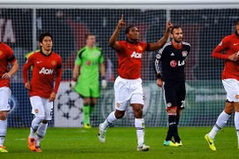 Video Manchester United vùi dập Leverkusen ngay trên đất Đức