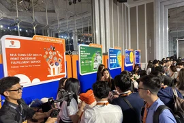 Việc đăng ký website/ứng dụng thương mại điện tử bán hàng với Bộ Công Thương là điều kiện cần thiết đối với doanh nghiệp trong việc tiếp cận và mở rộng thị trường trên môi trường số. (Ảnh: Đức Duy/Vietnam+)