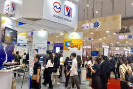 Các doanh nghiệp tham gia Hội chợ Vietnam Expo 2022. (Ảnh: Xuân Quảng/Vietnam+)