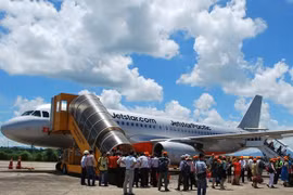 Jetstar mở thêm hai đường bay từ Hà Nội vào Chu Lai và Quy Nhơn 