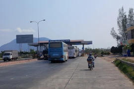 Trạm thu phí Sông Phan của dự án BOT Quốc lộ 1 đoạn Phan Thiết-Đồng Nai. (Ảnh: Doãn Đức/Vietnam+)
