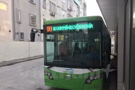 Tuyến buýt nhanh BRT Kim Mã-bến xe Yên Nghĩa sẽ vận hành chính thức từ đầu năm 2017. (Ảnh: Việt Hùng/Vietnam+)