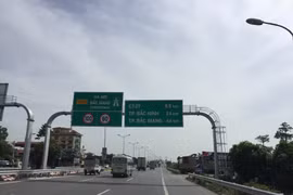 Điểu chỉnh giảm tốc độ xe lưu thông trên Quốc lộ 1 đoạn Hà Nội-Bắc Giang. (Ảnh: Việt Hùng/Vietnam+)