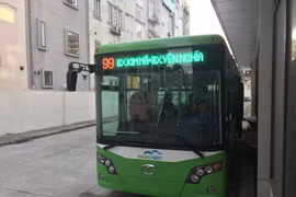 Tuyến buýt nhanh BRT Kim Mã-bến xe Yên Nghĩa sẽ chạy thử để khớp nối kỹ thuật từ ngày 15/12. (Ảnh: Việt Hùng/Vietnam+)