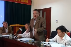 Đại diện Sở Y tế Lai Châu trả lời những câu hỏi của phóng viên. (Ảnh: Việt Hoàng/TTXVN)