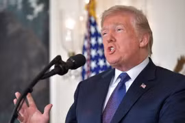 21 giờ ngày 13/4, từ Phòng Ngoại giao của Nhà Trắng, Tổng thống Mỹ Donald Trump ra lệnh tấn công Syria. (Nguồn: AFP/TTXVN)