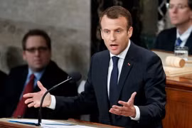 Tổng thống Pháp Emmanuel Macron phát biểu trước Quốc hội Mỹ. (Nguồn: THX/TTXVN)