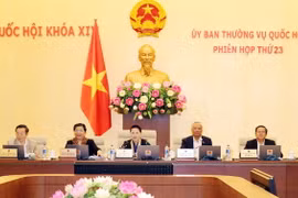Chủ tịch Quốc hội Nguyễn Thị Kim Ngân và các Phó Chủ tịch Quốc hội tại phiên họp. (Ảnh: Trọng Đức/TTXVN)