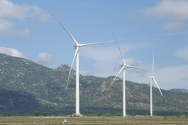 Công trình điện gió Đầm Nại (huyện Ninh Hải và huyện Thuận Bắc, Ninh Thuận). (Ảnh: Nguyễn Thành/TTXVN)