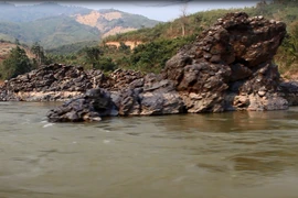 Ghềnh đá trên dòng sông Mekong. (Ảnh: Hùng Võ/Vietnam+)