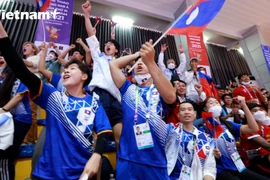 SEA Games 31: 'Cuộc đấu đặc biệt' của cổ động viên Lào và Campuchia