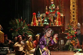 Lùi việc xét duyệt hồ sơ tín ngưỡng thờ Mẫu của Việt Nam sang 2016