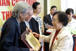 Trao Giải thưởng Văn hóa Phan Châu Trinh lần VII 