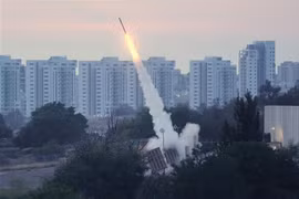 Hệ thống đánh chặn tên lửa Vòm sắt của Israel được triển khai ngăn loạt rocket phóng từ Dải Gaza xuống lãnh thổ Nhà nước Do Thái, ngày 10/5/2023. (Ảnh: THX/TTXVN)