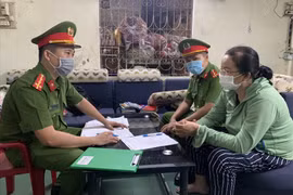 Thấy chủ nhà đang ngủ, đối tượng lấy trộm hơn 20 cây vàng và tiền mặt