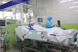 Bệnh nhân 91 sau khi được ngưng ECMO chiều 3/6. (Nguồn: TTXVN) 