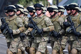 Binh sỹ NATO tham gia cuộc tập trận Noble Partner 2020 tại căn cứ huấn luyện Vaziani, ngoại ô Tbilisi, Gruzia, ngày 7/9/2020. (Nguồn: AFP/TTXVN) 
