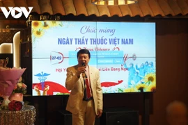 Chủ tịch Hội Y dược Việt Nam tại Nga Hoàng Xuân Mai phát biểu tại lễ kỷ niệm ngày Thầy thuốc Việt Nam. (Nguồn: VOV)