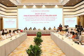 Quang cảnh buổi công bố dịch vụ công thứ 725 trên Cổng Dịch vụ công Quốc gia. (Ảnh: Văn Điệp/TTXVN) 