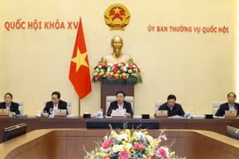 Chủ tịch Quốc hội Vương Đình Huệ chủ trì phiên họp. (Ảnh: Nhan Sáng/TTXVN)