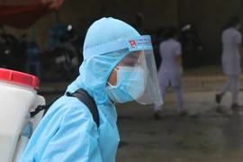 Cận cảnh bệnh viện dã chiến đầu tiên tại thành phố Đà Nẵng