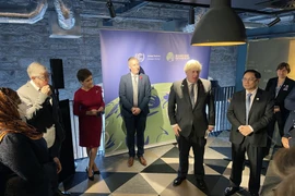 [Photo] Thủ tướng Phạm Minh Chính dự buổi gặp do Thủ tướng Anh chủ trì