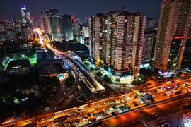 Hầm chui Lê Văn Lương thông thoáng giờ cao điểm trong ngày thông xe