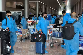 Hình ảnh đội tuyển Việt Nam về tới Thành phố Hồ Chí Minh