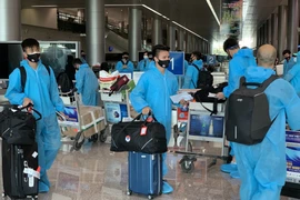Hình ảnh đội tuyển Việt Nam về tới Thành phố Hồ Chí Minh