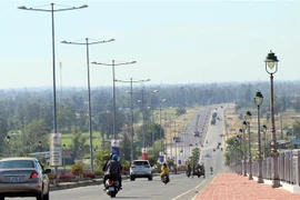 Tuyến đường ven biển Võ Chí Công của Quảng Nam. (Ảnh: Trần Tĩnh/TTXVN) 