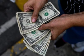 Đồng USD chạm đỉnh 1 tháng do dấu hiệu đáng ngại về kinh tế Trung Quốc