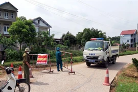 Một chốt kiểm soát dịch bệnh COVID-19 ở Thái Nguyên. (Ảnh: Thu Hằng/TTXVN) 
