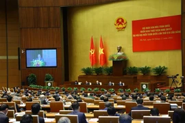 Phó Bí thư Thành ủy Hà Nội Nguyễn Văn Phong tham luận trực tuyến. (Ảnh: Văn Điệp/TTXVN) 