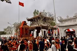 Lễ hội chùa Đậu (Hà Nội) xuân Giáp Thìn. (Ảnh: Trần Việt/TTXVN)
