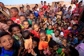 Trẻ em Ethiopia tại một trại tị nạn ở Gedaref, miền Đông Sudan. (Ảnh: AFP/TTXVN)